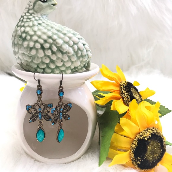 Butterfly Dangle Earrings - Picture 7 of 7